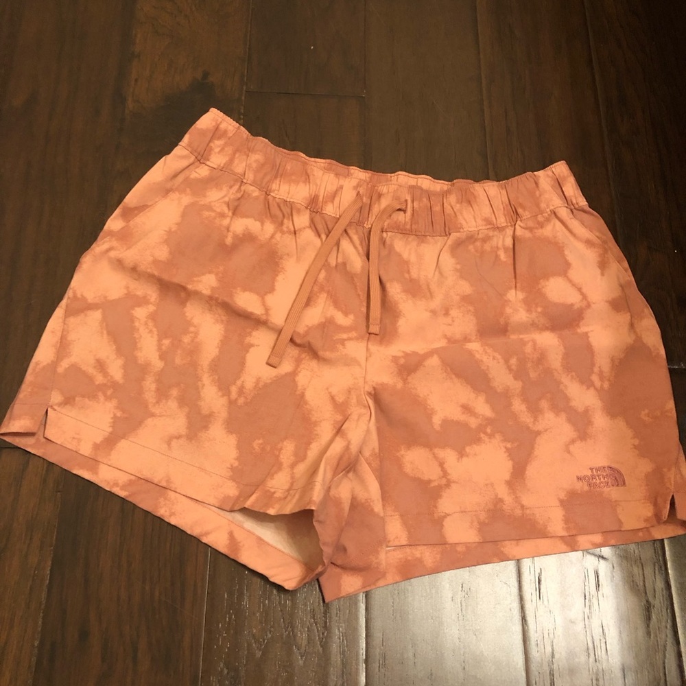 The Norrh Face Women’s Shorts Sz Large